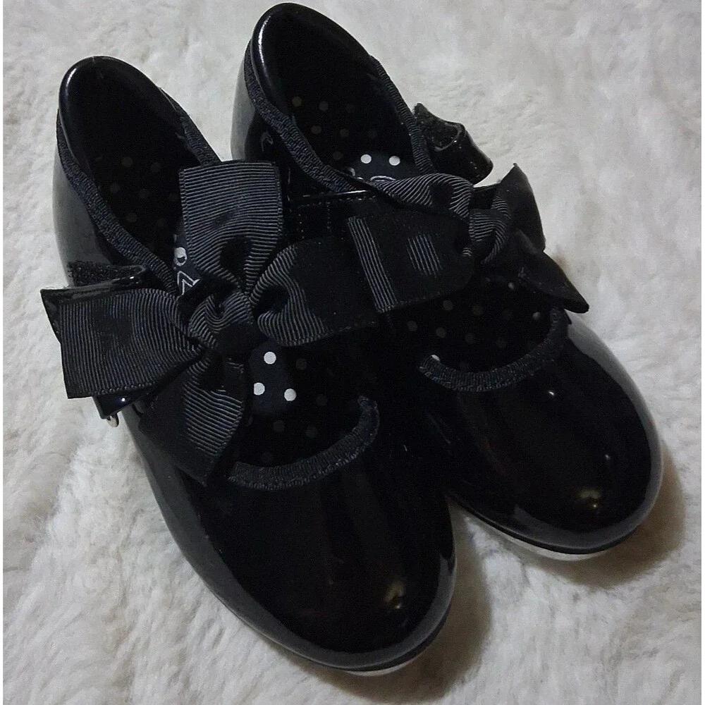 Stelle Tap dance shoes with removable black bows sz 8Medium beginners